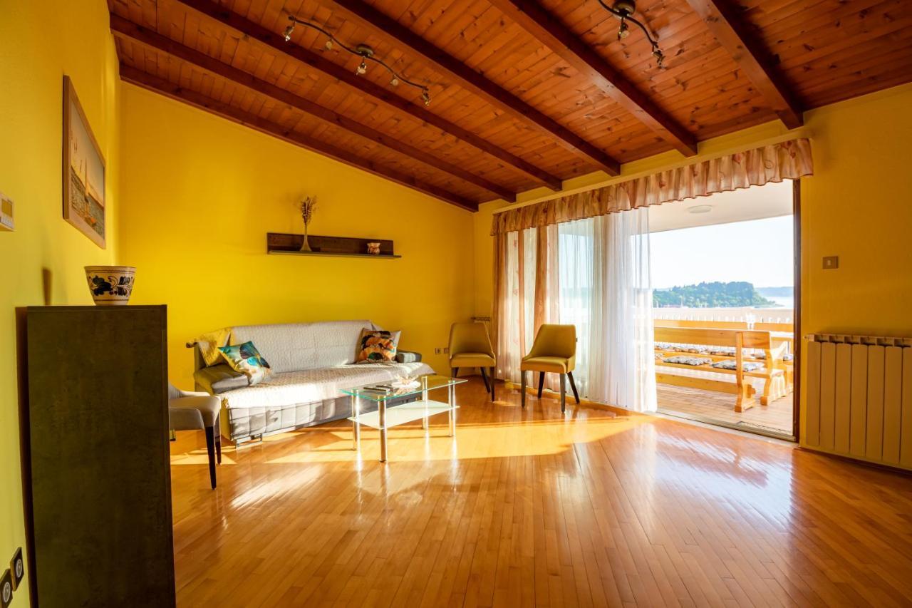 Adriatic Bay Apartments Portoroz Bagian luar foto