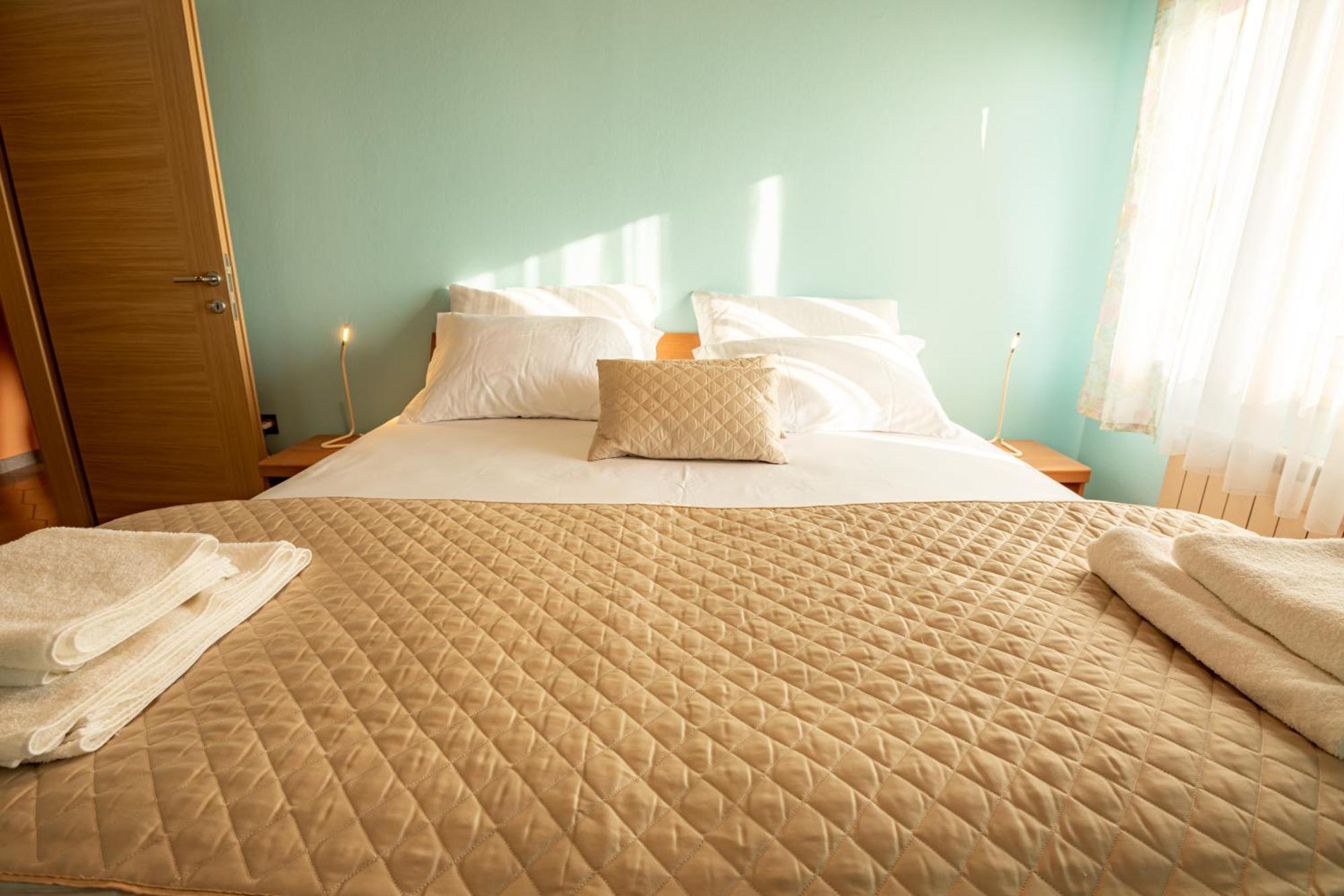Adriatic Bay Apartments Portoroz Ruang foto
