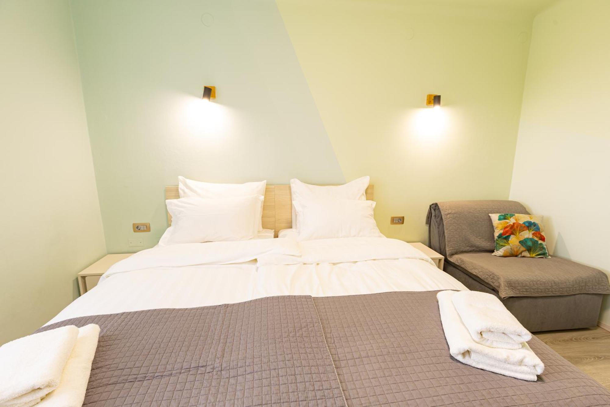 Adriatic Bay Apartments Portoroz Bagian luar foto